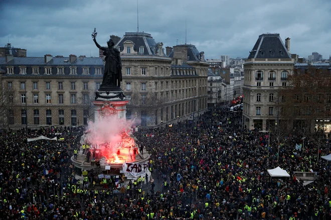 Trg repulike v Parizu. FOTO: Stephane Mahe/Reuters