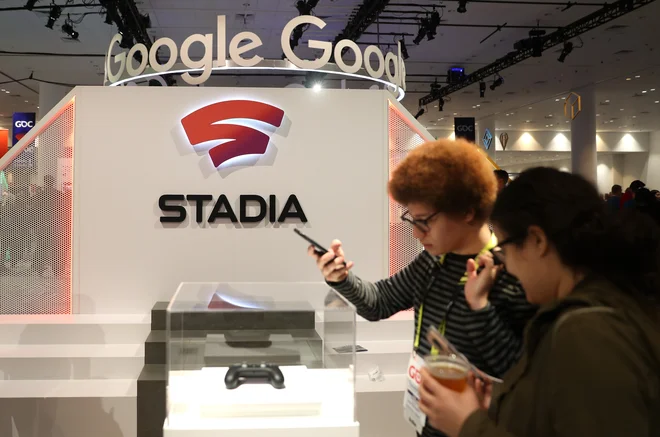 Doslej smo bili med igranjem videoiger vezani na eno napravo. Stadia to spreminja. Foto: AFP