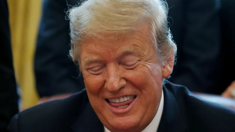 Donald Trump je na twitterju že privoščljivo opravil z odvetnikom.&nbsp; FOTO: Leah Millis/Reuters