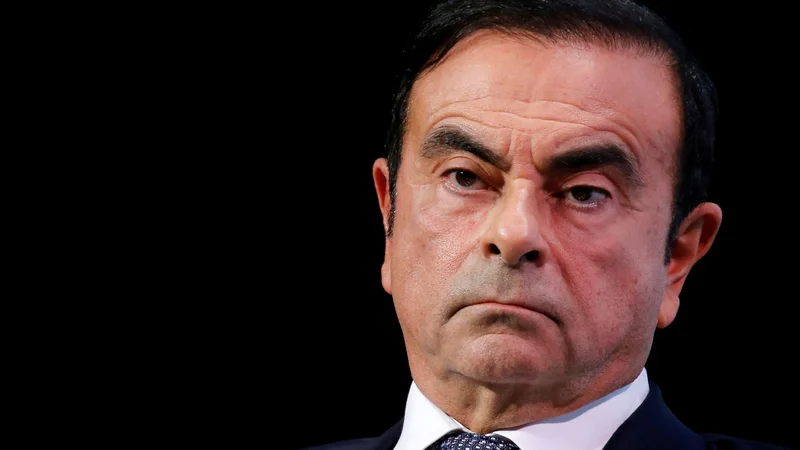 Fotografija: Carlos Ghosn je bil po zaslišanju pridržan. FOTO: Regis Duvignau/Reuters