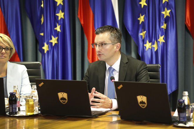 Hrvaški prisluhi so obsojanja vredni, je jasen premier. FOTO: Leon Vidic/Delo