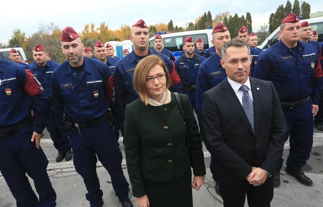 &quot;Kot veleposlanica imam nalogo, da vzdržujem stike s predstavniki slovenske vlade, z vodstvi najpomembnejših ustanov in z demokratično izvoljenimi poslanci v parlamentu,&quot; pravi Edit Szilágyiné Bátorfi.&nbsp;FOTO: Tadej Regent/Delo