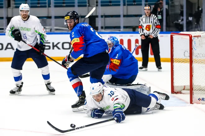 Slovenci so v lovu na izenačujoči gol oblegali korejska vrata, a so bili pred njimi premalo spretni. FOTO: Matic Klanšek Velej/Sportida