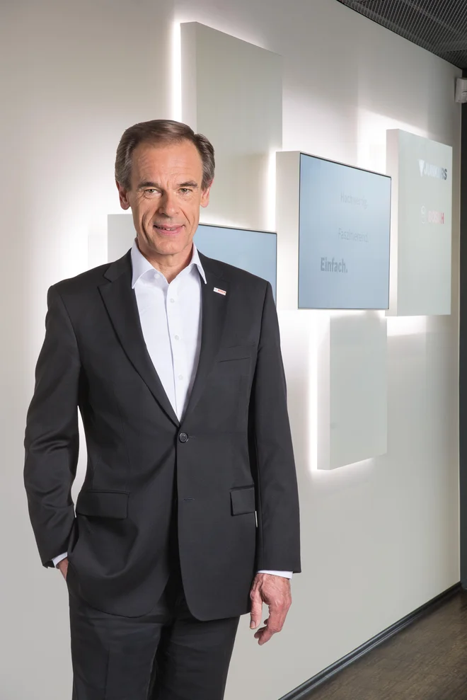 Volkmar Denner: »Če želimo vzpostaviti zaupanje v digitalne ekosisteme, potrebujemo odprte platforme in internet, kjer imajo uporabniki moč odločati zase.« FOTO: Bosch