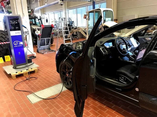 Bosch velik poudarek daje razvoju pametnih vozil. FOTO: Bosch