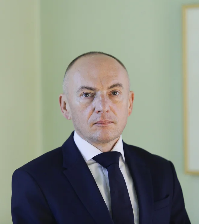 Aleš Šabeder poudarja, da določitev novega normativa ne pomeni, da bi zdravniki odklanjali že opredeljene bolnike. FOTO: Jože Suhadolnik/Delo