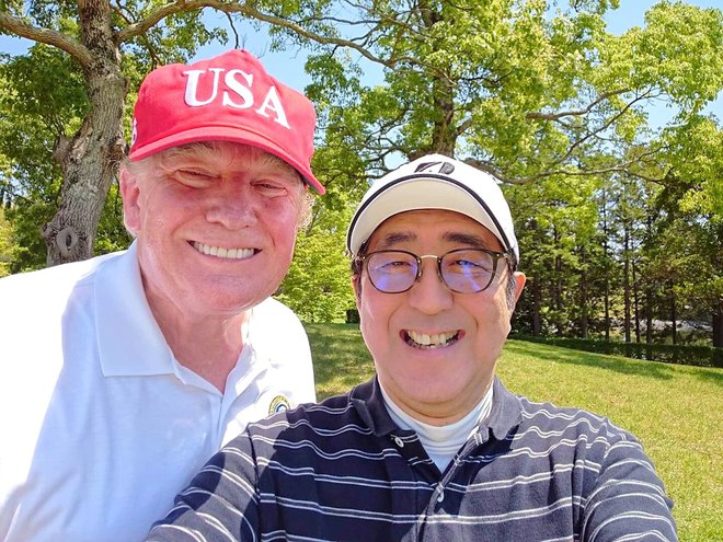 Abe in Trump sta odigrala partijo golfa. FOTO: Reuters