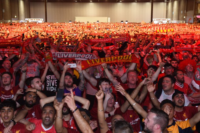 Tudi v Liverpoolu je bilo in še bo dolgo v jutro veselo. FOTO: AFP