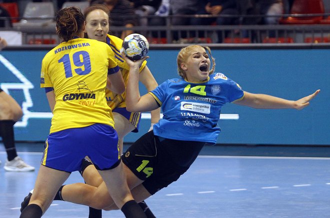 Aneja Beganović je dosegla zadnji gol na tekmi. FOTO: Blaž Samec