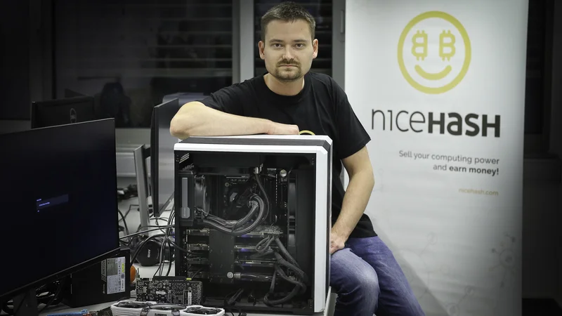 Fotografija: Jan Škorjanc: »Nikoli nisem bil heker, to je velik nesporazum. Jaz sem zgolj programer.« FOTO: Jože Suhadolnik