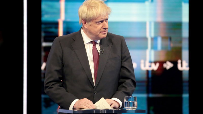 Fotografija: Boris Johnson ni zavrnil možnosti razpustitve parlamenta v primeru vzpona na oblast. FOTO: Reuters