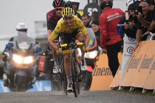 Julian Alaphilippe ima odlično sposobnost premagovanja bolečine, kar je dokazal na sobotnih in nedeljskih vzponih. FOTO: AFP