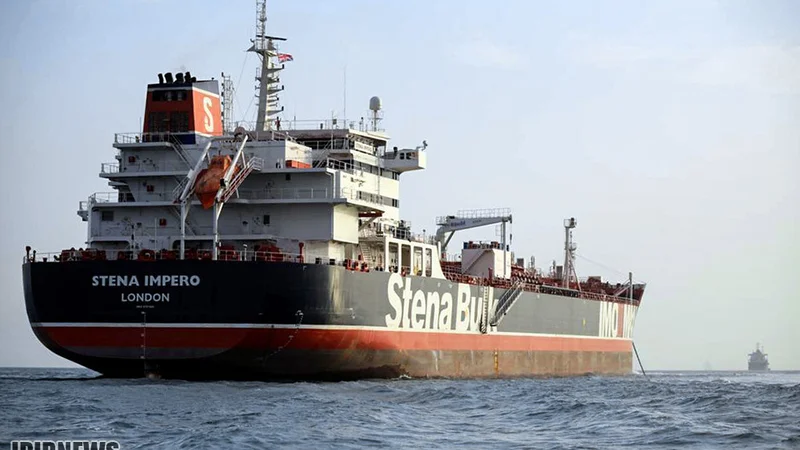 Fotografija: Zaseženi britanski tanker Stena Impero bo do nadaljnjega ostal zasidran v iranskih teritorialnih vodah. Foto Afp