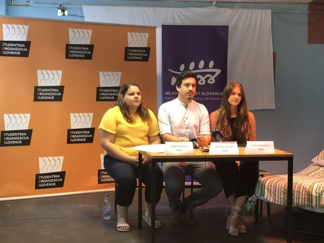 Predsednica MSS Anja Fortuna, predsednik ŠOS Klemen Peran in predsednica DOS Lucija Karnelutti menijo, da je nastala situacija posledica večletnega ignoriranja težav, napačnih odločitev ter pomanjkanja strategij, proračunskih sredstev in javnih politik. FOTO: Sandra Hanžič/Delo