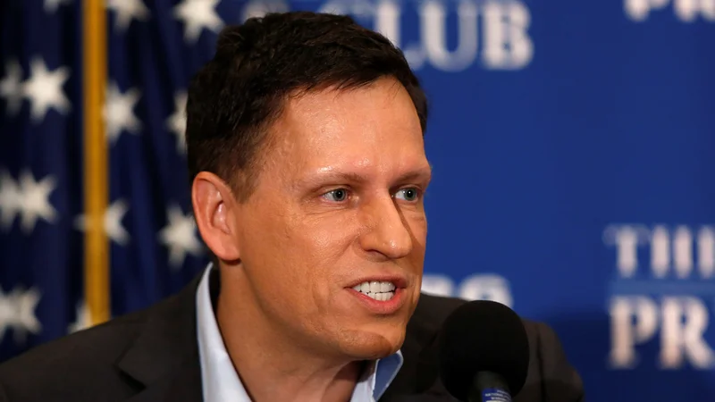 Fotografija: Peter Thiel čaka na maščevanje več let, pri močeh pa ga ohranja kri mladeničev.