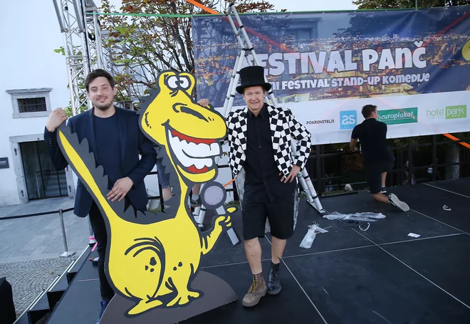 Očeta festivala Andrej Težak - Tešky in Tin Vodopivec obljubljata obilo »črnine« vseh šest večerov. FOTO: Jože Suhadolnik