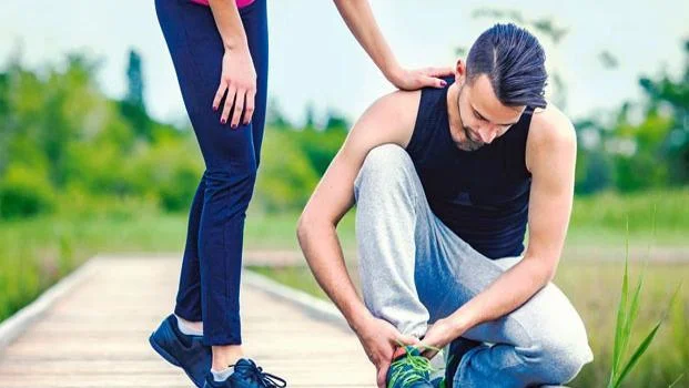 Fotografija: V obsežni študiji, v kateri so skoraj štiri tisoč udeležencev maratona in polmaratona v Bonnu povprašali, ali so pred ali med tekmo zaužili protibolečinska zdravila, je pritrdilno odgovorila polovica, skoraj tretjina pa tudi na maratonu na Poljskem.