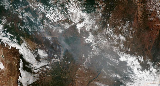 Satelitski posnetki požarov v Amazonskem pragozdu v Braziliji. FOTO: NOAA / AFP