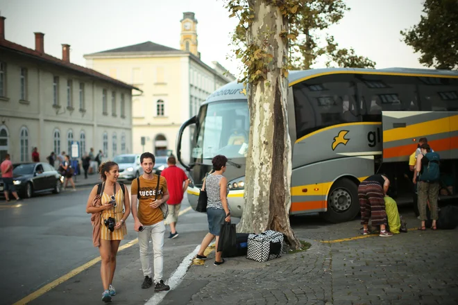 Glavna avtobusna postaja Ljubljana. FOTO: Jure Eržen/Delo