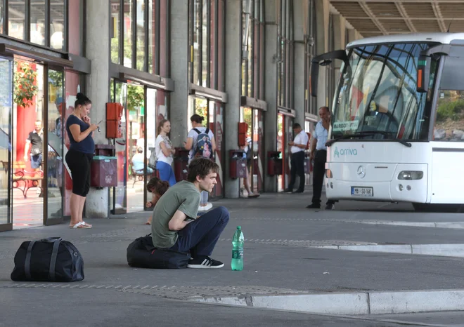 Avtobusna postaja Maribor. FOTO: Tadej Regent/Delo