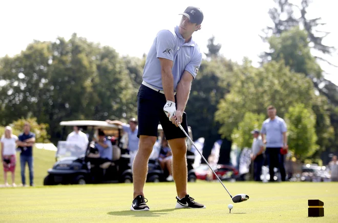 Anže Kopitar, kapetan moštva <strong>Los Angeles Kings</strong>, na dobrodelnem golf turnirju na Bledu. FOTO: Roman Šipić/Delo