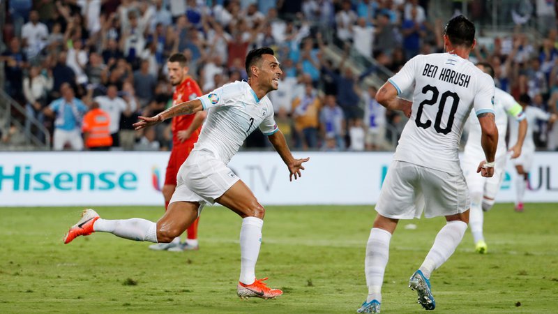 Fotografija: Osmi gol Erana Zahavija v kvalifikacijah za euro 2020 je bil premalo za zmago Izraela proti Makedoniji. FOTO: Reuters