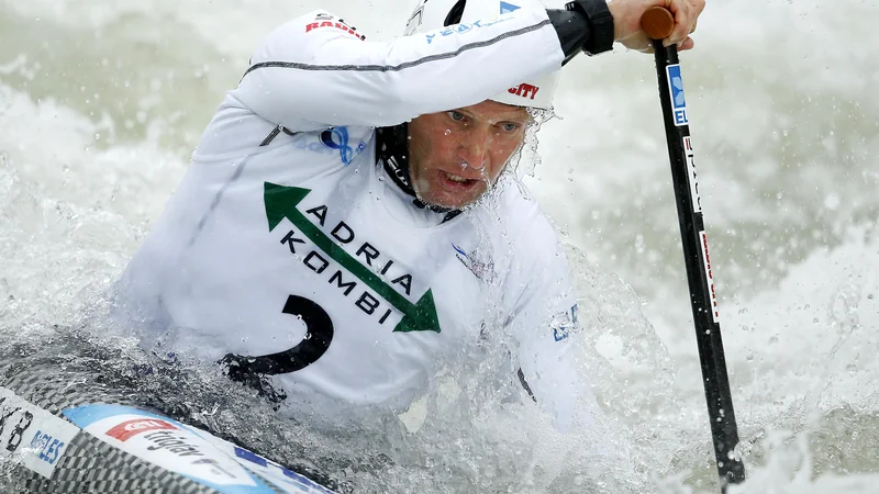 Fotografija: Benjamin Savšek se je zanesljivo prebil v polfinale. FOTO: Matej Družnik/Delo