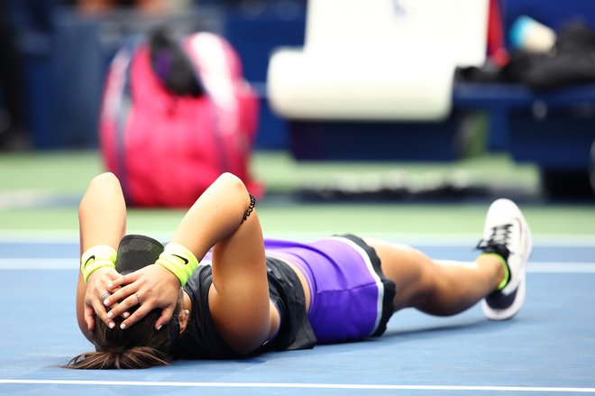 Bianca Andreescu se je po zmagi opravičila ameriškim navijačem. FOTO: AFP