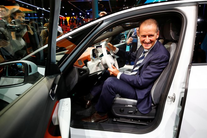Volkswagen ima z električnim progeramom velike načrte, po prvem naj bi sledili naslednji modeli. Foto Reuters Foto Wolfgang Rattay Reuters