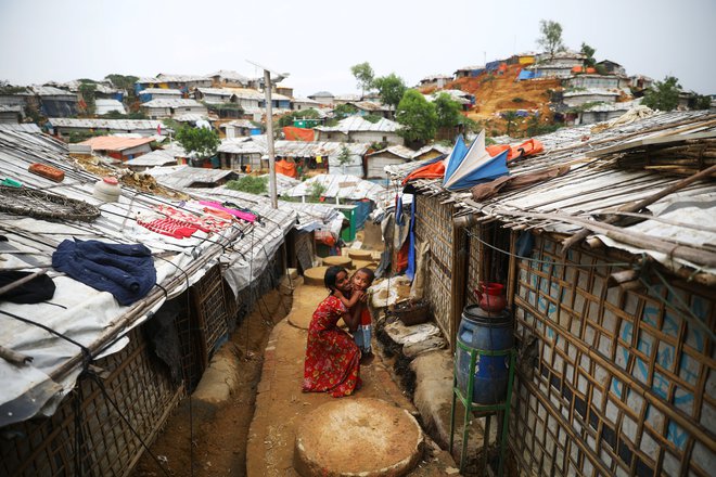Taborišče beguncev Rohingja v Bangladešu. FOTO: Rafiquar Rahman/Reuters