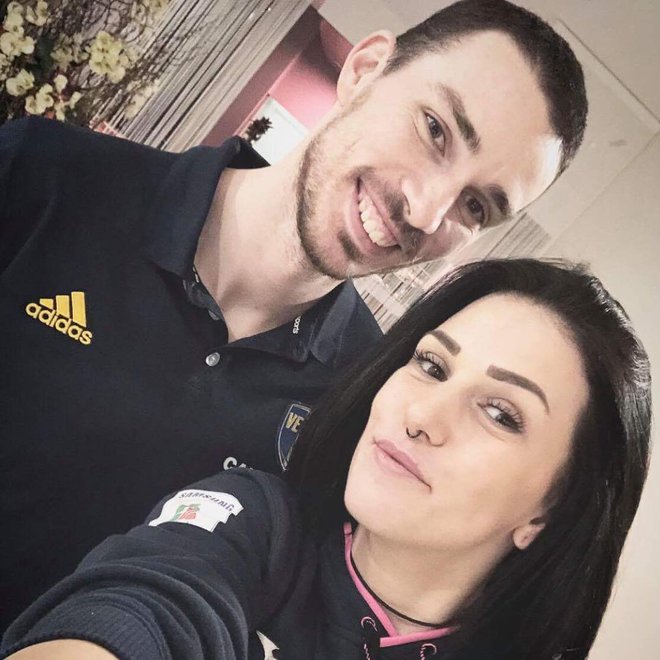 Odbojkarja, blokerja, reprezentanta. Brat in sestra Alen Pajenk in Sara Hutinski. FOTO: Instagram