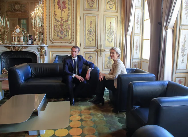 Odnosi med Emmanuelom Macronom in Ursulo von der Leyen tačas niso bleščeči<br />
FOTO: Reuters