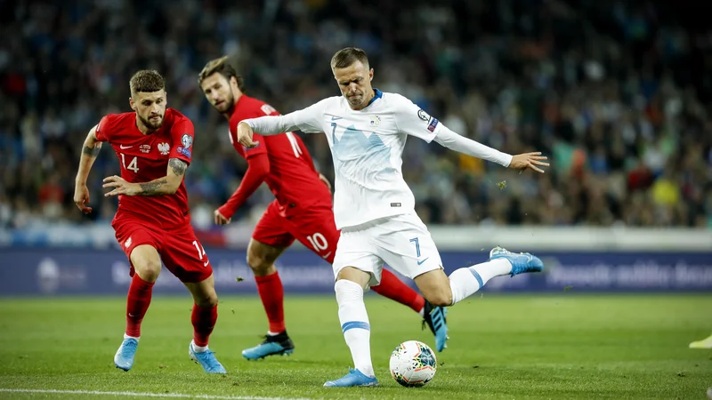Fotografija: Josip Iličić je bil septembra – ob tedaj odličnem Andražu Šporarju – najboljši akter slovanskega derbija med Slovenijo in Poljsko v Stožicah.
FOTO: Uroš Hočevar/Delo