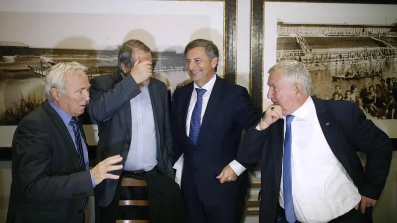 Fotografija: Seja organov stranke Desus - Karl Erjavec 27.11.2019
[politika,Desus,stranke,Karl Erjavec]