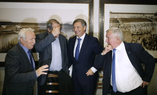 Seja organov stranke Desus - Karl Erjavec 27.11.2019
[politika,Desus,stranke,Karl Erjavec]