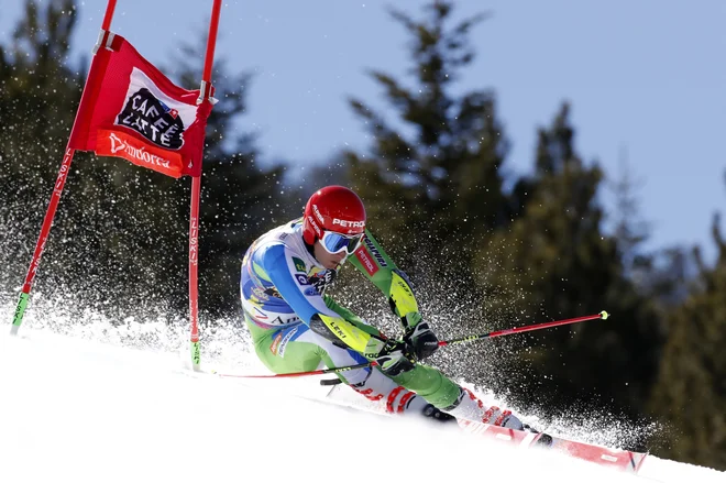 Žan Kranjec bo jutri poskušal preseči podpovprečne rezultate, ki jih ima v Beaver Creeku. Navsezadnje je v ZDA prišel s stopničkami in kot tretji veleslalomist sveta. FOTO: Reuters