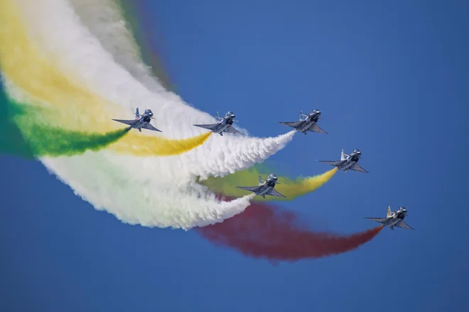 Kitajska vojaška letala ob sedemdeseti obletnici kiktajske vojske. <br />
Foto Str Afp