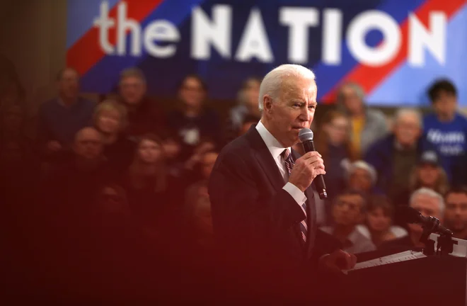 Nekdanji demokratski podpredsednik in sedanji predsedniški kandidat Joe Biden speaks je na republikanski zatožni klopi. Foto Justin Sullivan Afp