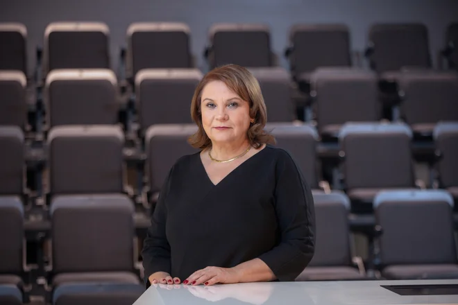 Ilinka Todorovski, varuhinja med kladivom in nakovalom.<br />
FOTO: arhiv RTV Slovenija
