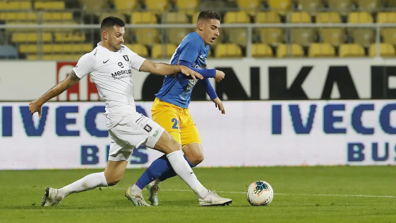 Fotografija: Celjani in Ljubljančani držijo vse niti razpleta prvenstva v svojih rokah. FOTO: Leon Vidic