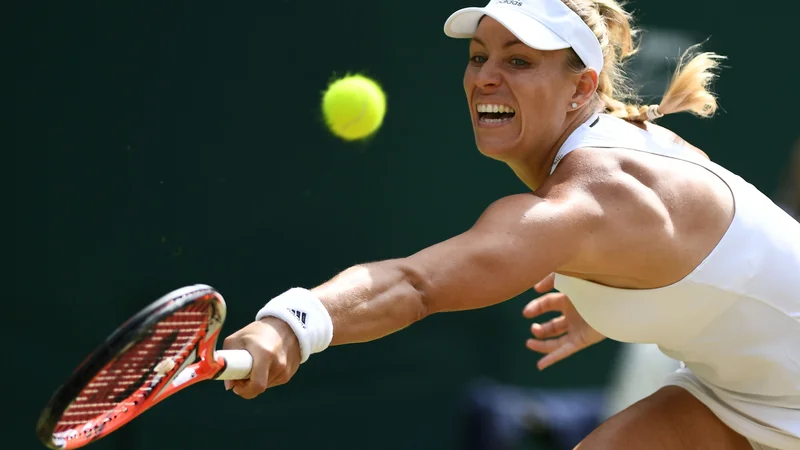 Fotografija: Nemki Angelique Kerber so po izgubljenem dvoboju celo grozili s smrtjo. Foto AFP