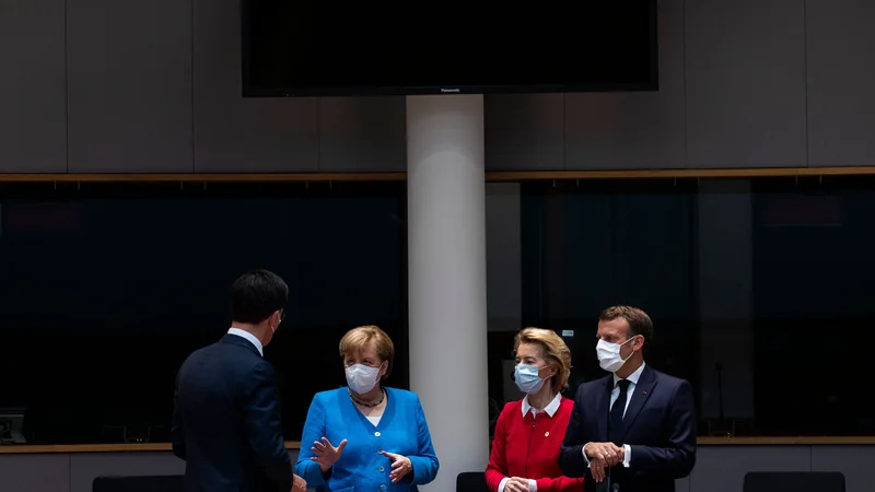 Fotografija: Pogajanja v različnih formatih trajajo že četrti dan. FOTO: Francisco Seco/AFP