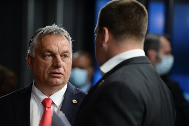 Madžarski premier Viktor Orbán nasprotuje pogojevanju sredstev s spoštovanjem demokratičnih vrednot. FOTO: Johanna Geron/AFP