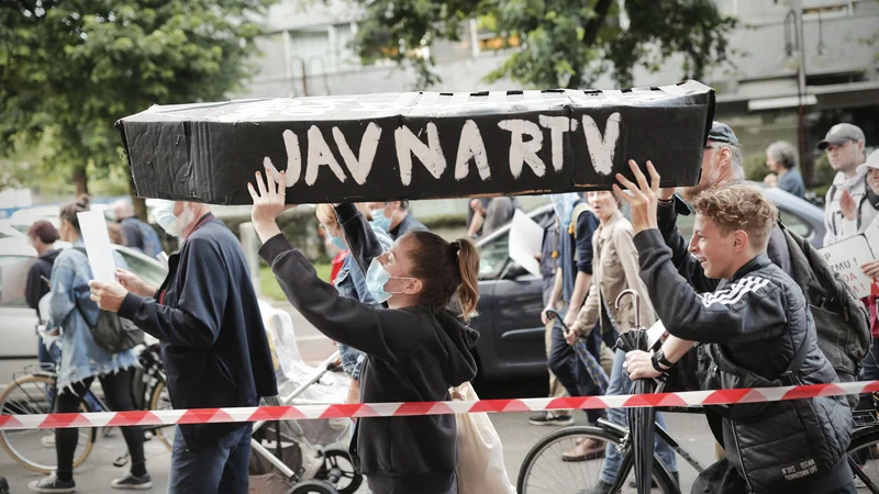 Fotografija: Če bodo sedanji oblastniki prevzeli javno televizijo, se nam bo zgodilo tako kot v Srbiji, Turčiji ali Rusiji ... Foto Uroš Hočevar/Delo