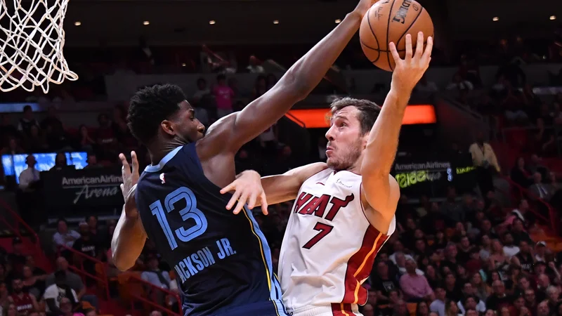 Fotografija: Goran Dragić je uspešno opravil s prvo tekmo in prispeval 11 točk za Miami. FOTO: Steve Mitchell/Usa Today Sports