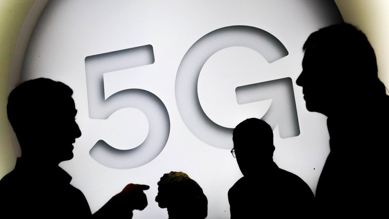 Fotografija: 5G je nova generacija mobilnega omrežja. FOTO: Yves Herman/Reuters