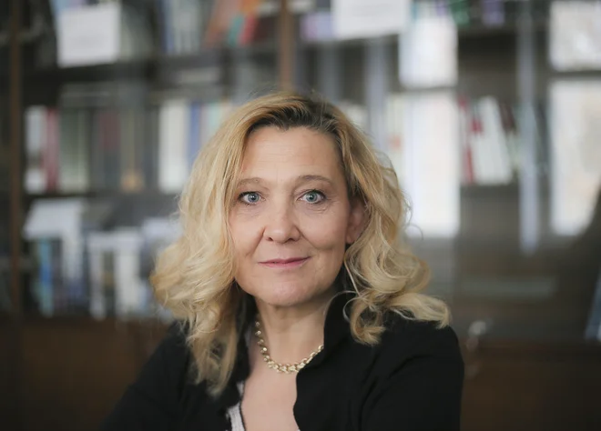 Državna sekretarka je povedala, da bo v prihodnje strogo nadzorovala, da njene osebne izjave ne bodo objavljene na uradnih straneh Ministrstva za kulturo. FOTO: Jože Suhadolnik/Delo