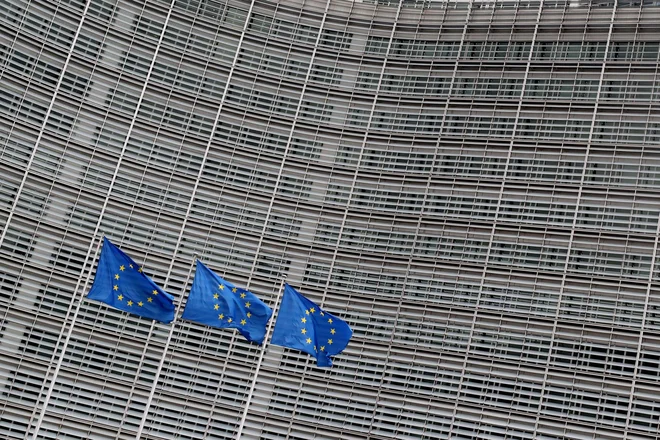 Kar 562 podjetij, ki tokrat zaradi proračunskih omejitev niso dobila financiranja, pa je prejelo pečat odličnosti &raquo;zeleni dogovor&laquo;. FOTO: Yves Herman/Reuters