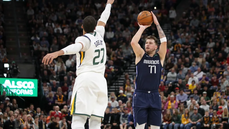 Fotografija: Luka Dončić bo stopnjeval formo do 18. avgusta, ko se bo začela končnica lige NBA. FOTO: Kevin Jairaj/USA Today Sports