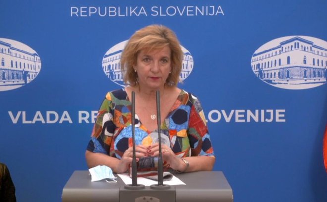 Dr. Bojana Beović je opozorila, da tudi situacija na Hrvaškem ni povsem pod nadzorom. FOTO: Gov.si/posnetek zaslona